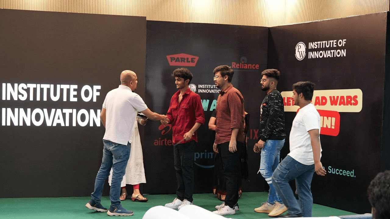 A live innovation event on stage